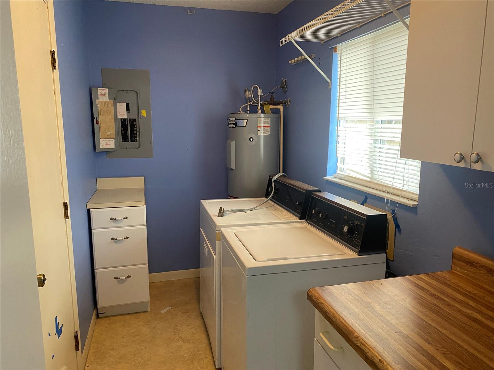 PALM CAY - Residential