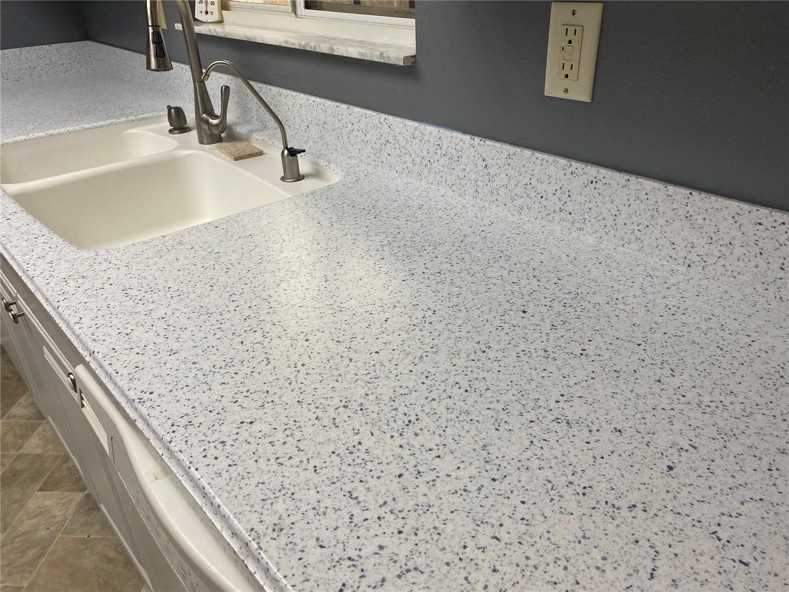 PALM CAY - Residential