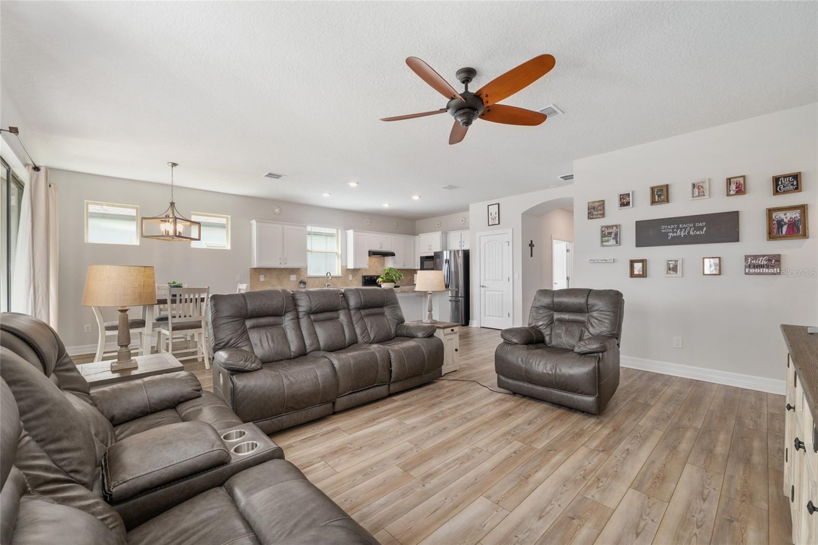 STONE CREEK BY DEL WEBB WELLINGTON - Residential