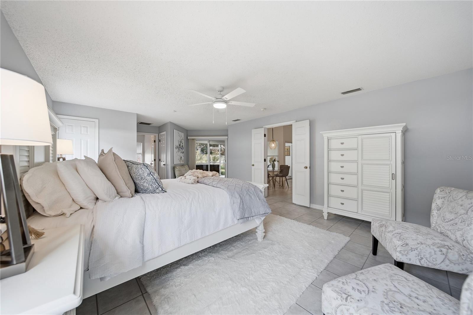 BLOOMINGDALE SEC BB PH - Residential