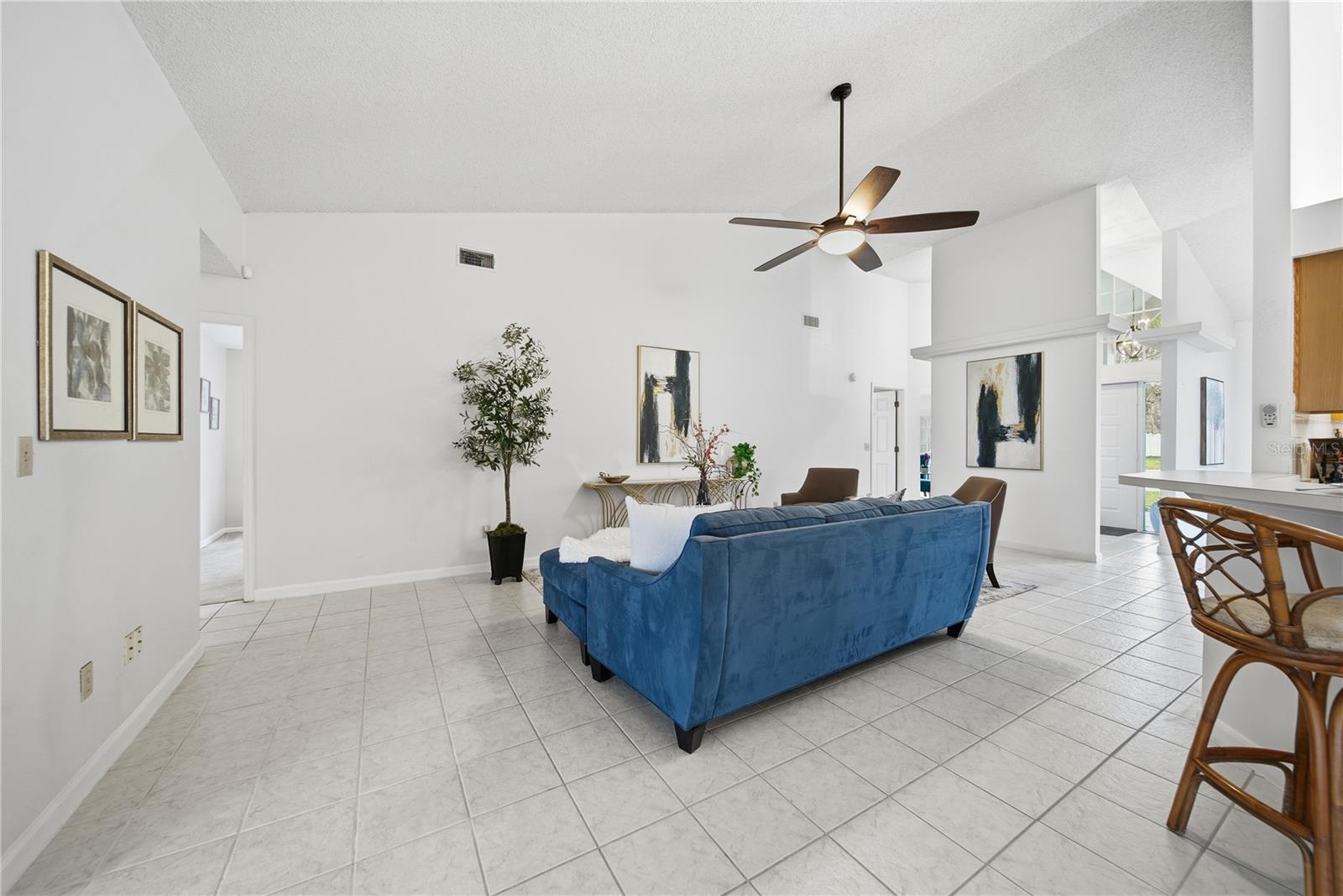 BLOOMINGDALE SEC BB PH - Residential