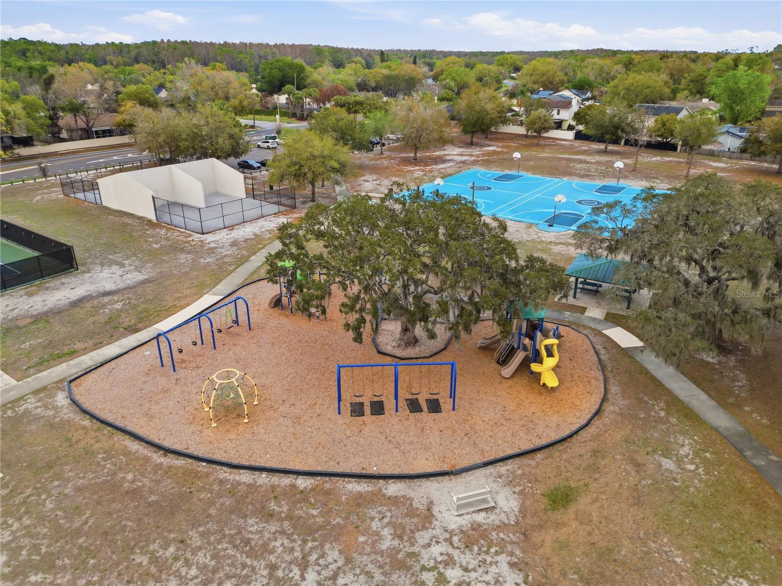 BLOOMINGDALE SEC BB PH - Residential