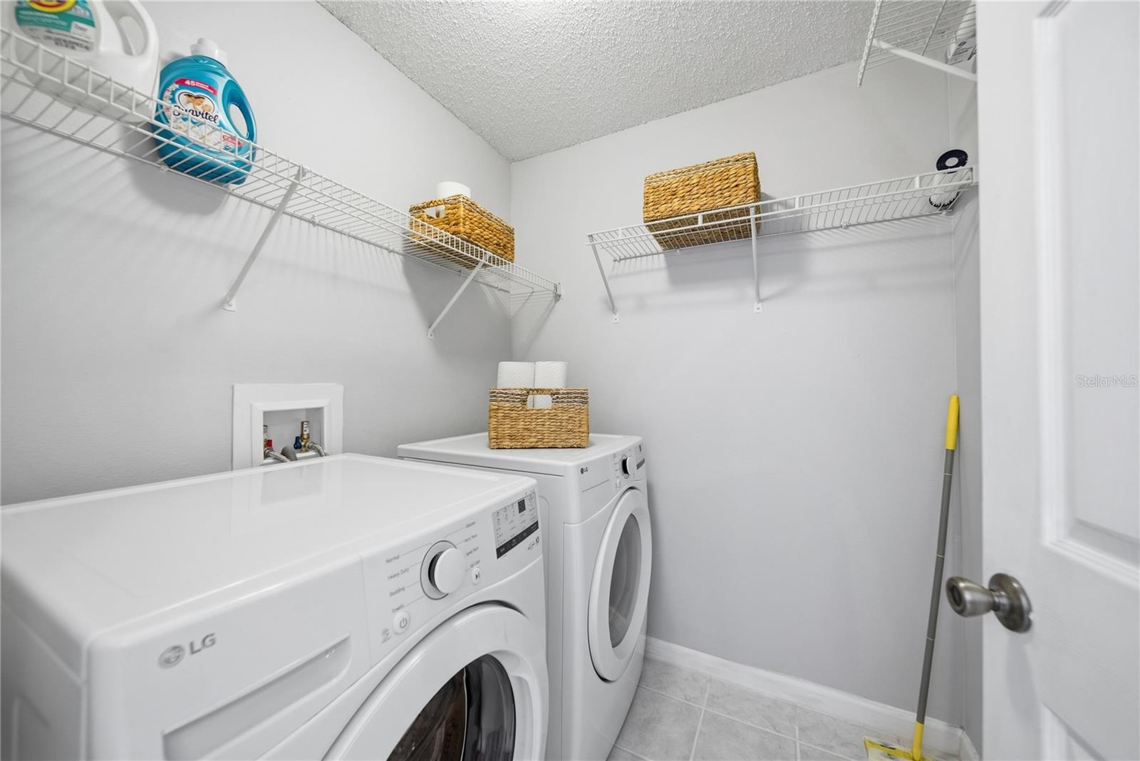 BLOOMINGDALE SEC BB PH - Residential