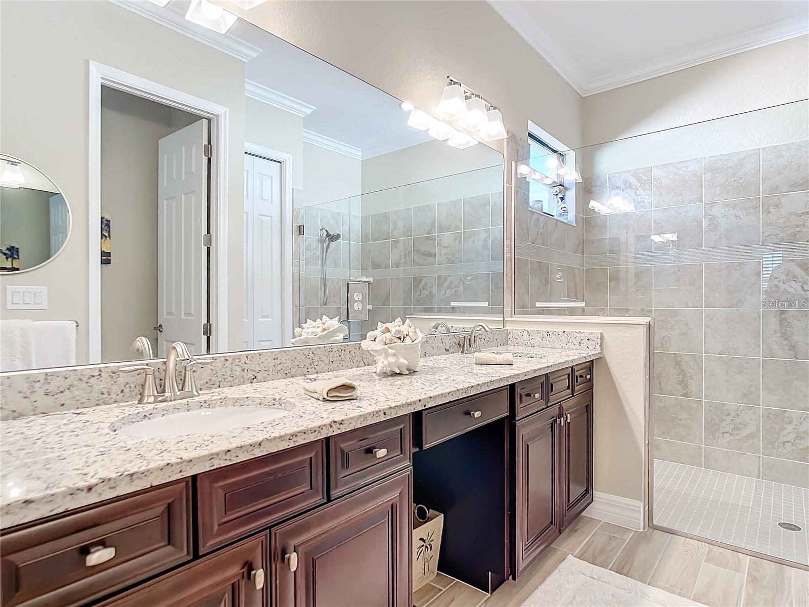 SARASOTA NATIONAL PH 8 - Residential Lease