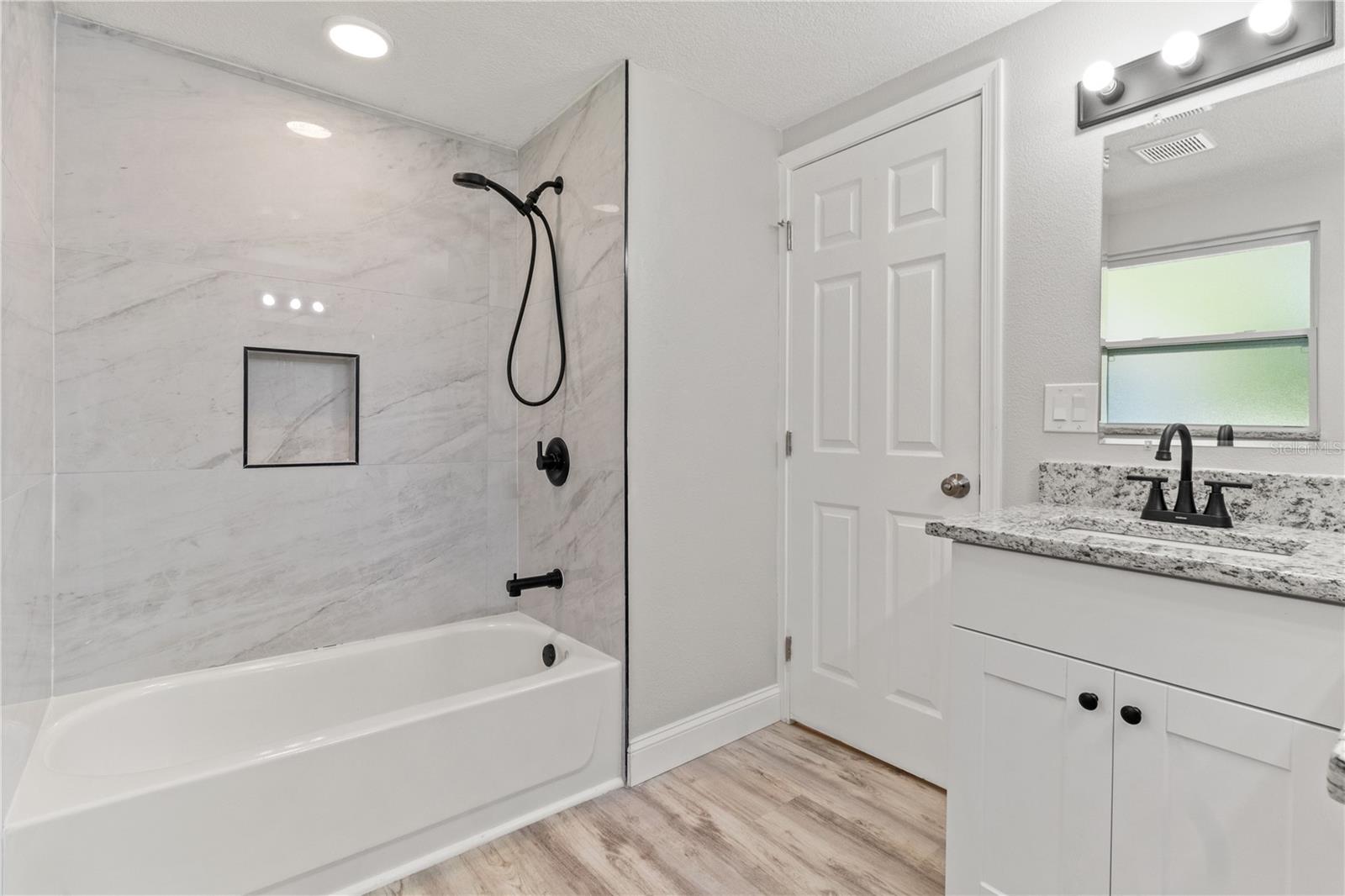 EDGEWOOD PARK ADD - Residential