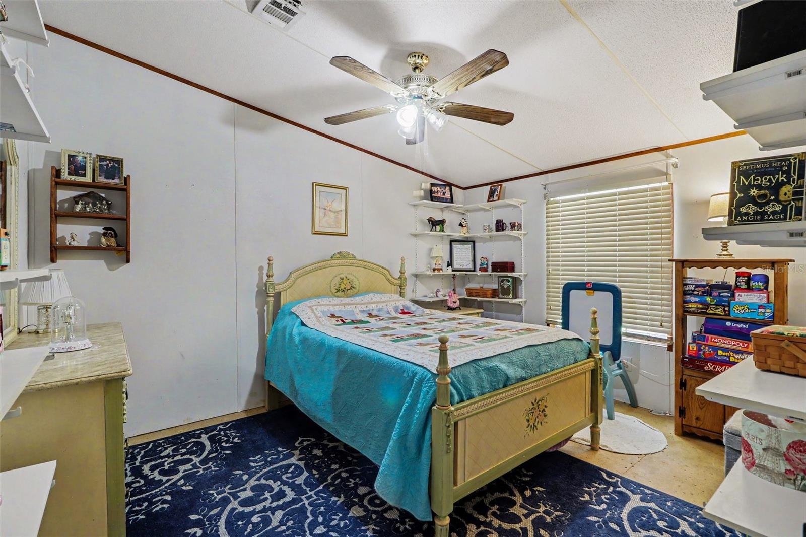 STARLINE ESTATES UNIT 2 - Residential
