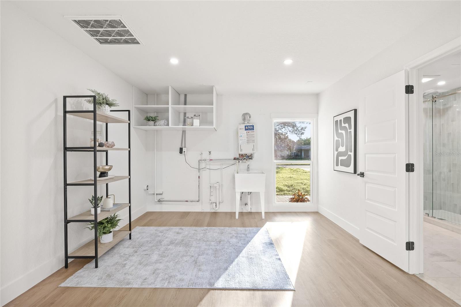 SUMMIT LAKE SEC OF LAKEWOOD ESTATES - Residential