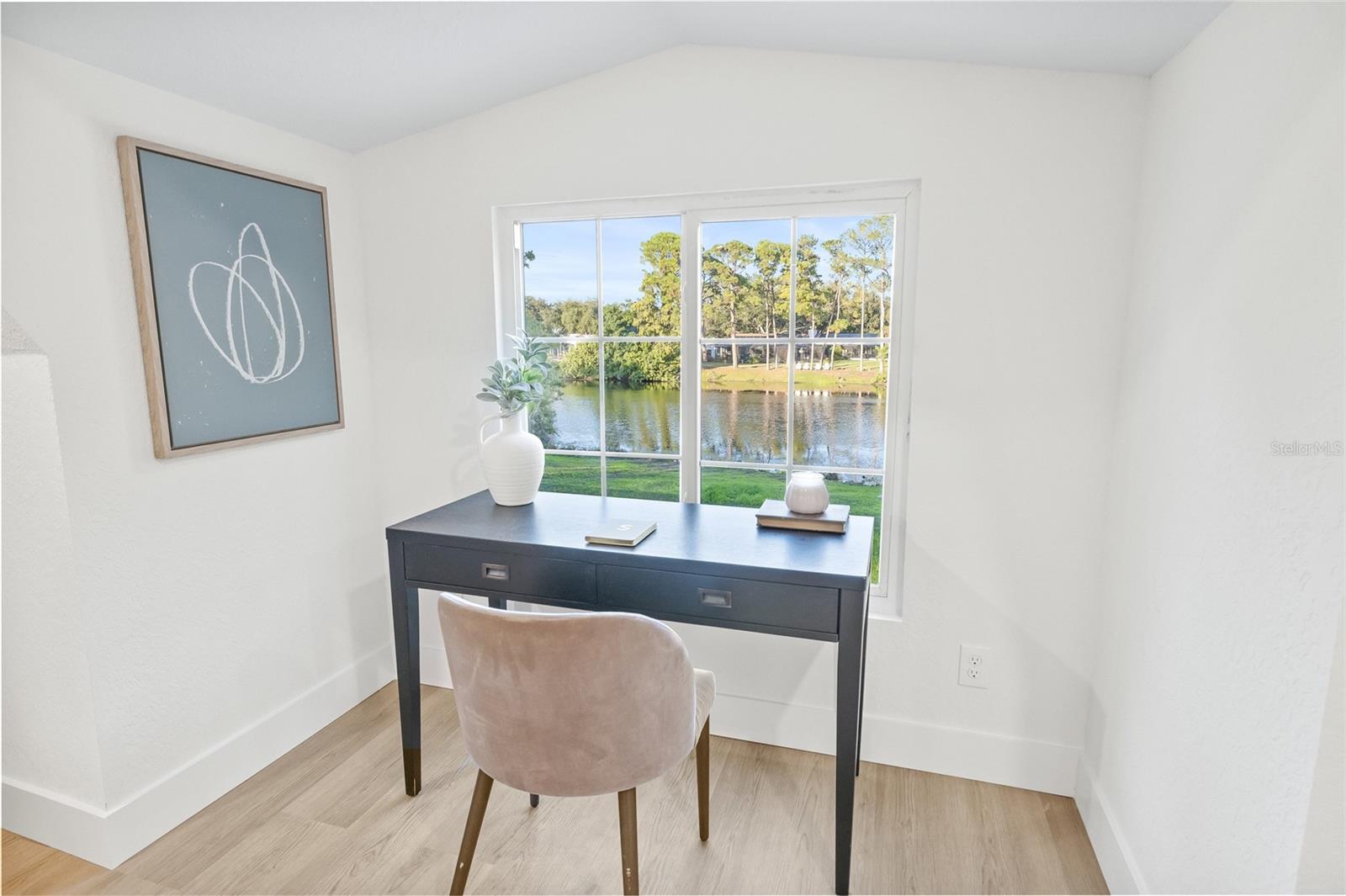 SUMMIT LAKE SEC OF LAKEWOOD ESTATES - Residential