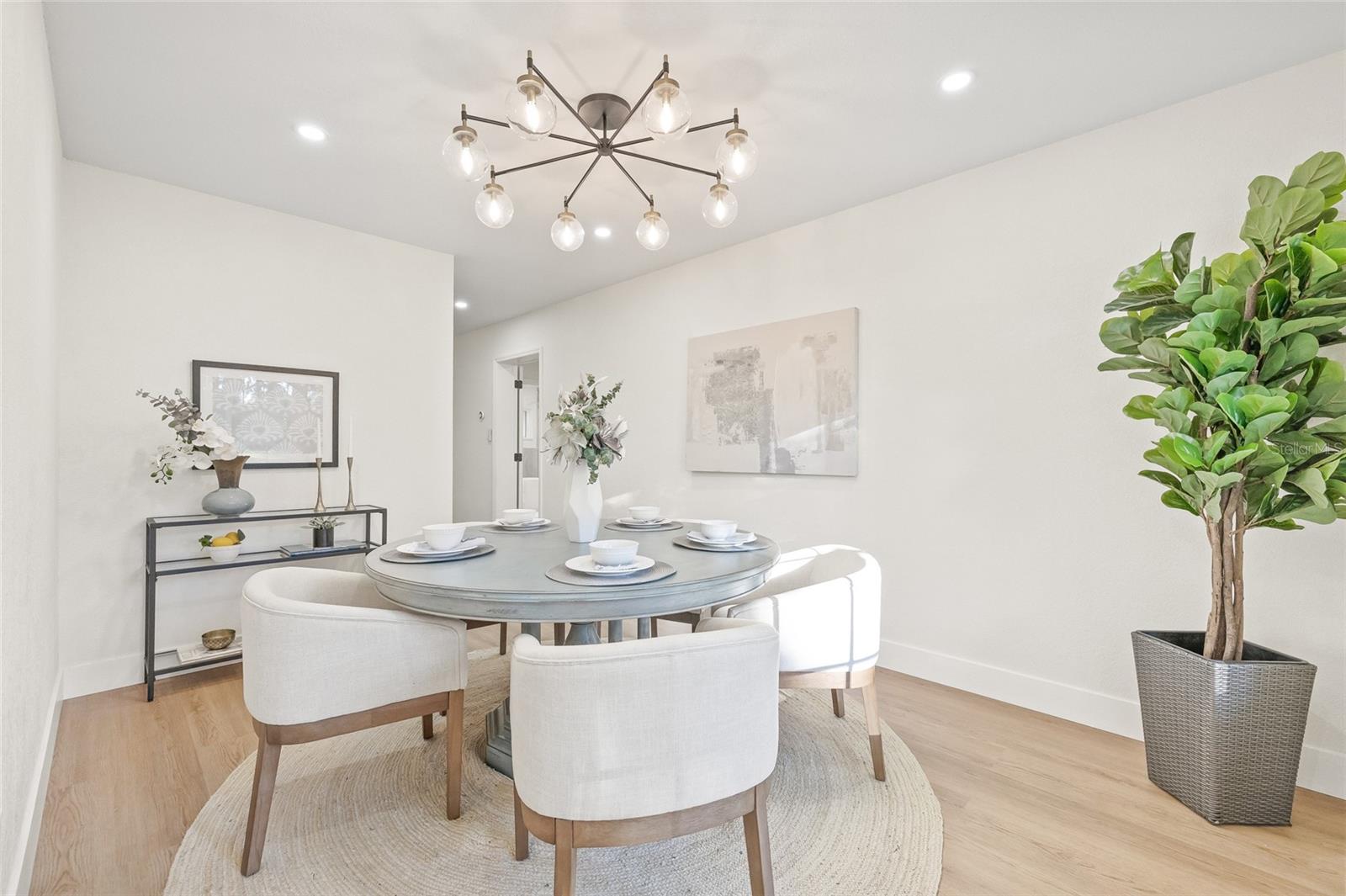 SUMMIT LAKE SEC OF LAKEWOOD ESTATES - Residential