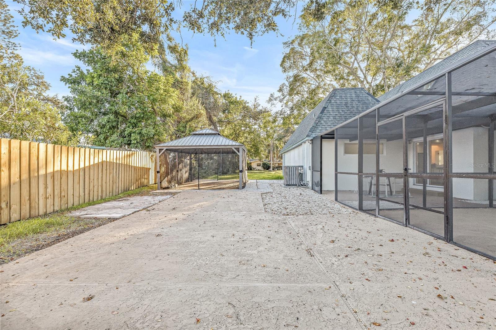 SUMMIT LAKE SEC OF LAKEWOOD ESTATES - Residential