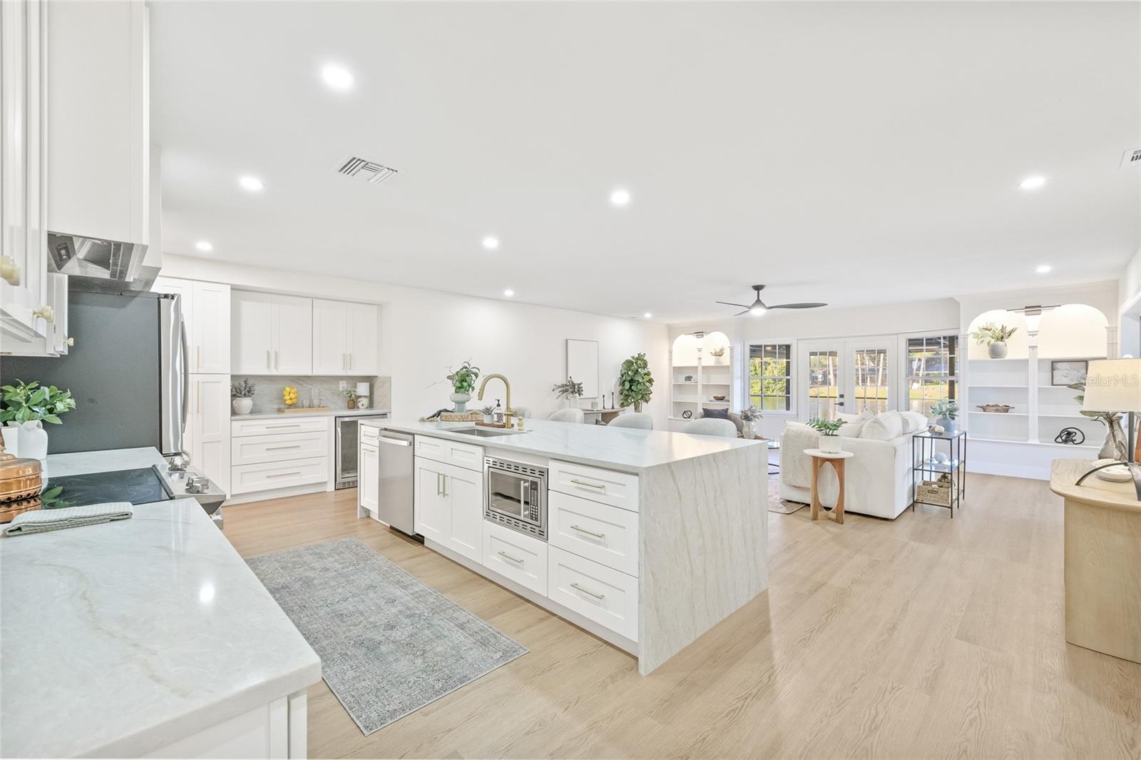 SUMMIT LAKE SEC OF LAKEWOOD ESTATES - Residential