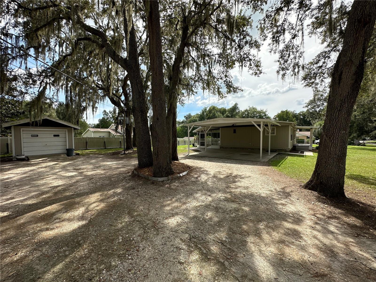 BELLEVIEW - Residential