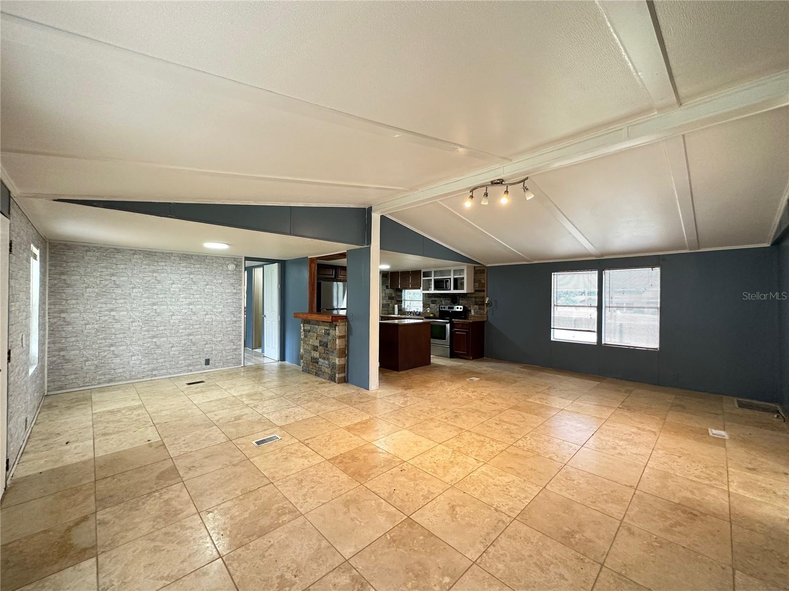 BELLEVIEW - Residential