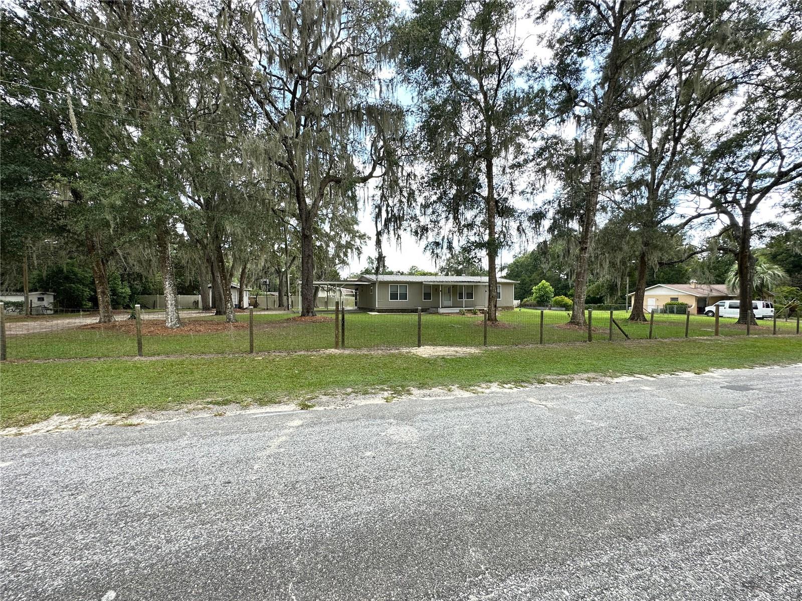 BELLEVIEW - Residential