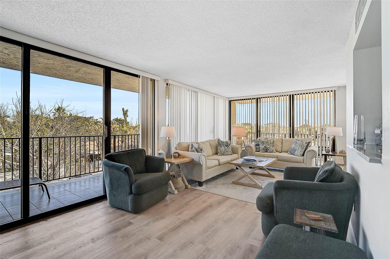 1001 BEACH ROAD A203