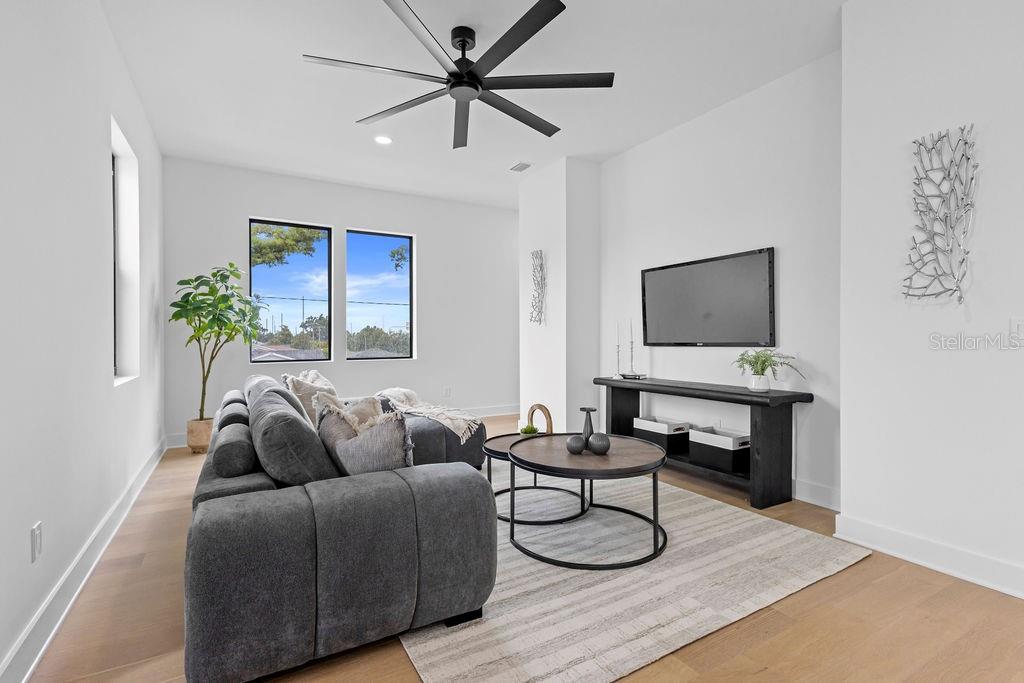 MACFARLANE PK SUB - Residential