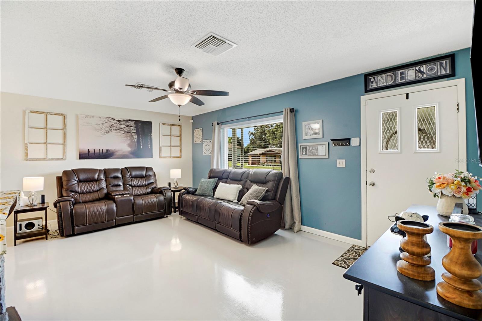 MI-LU ESTATES - Residential