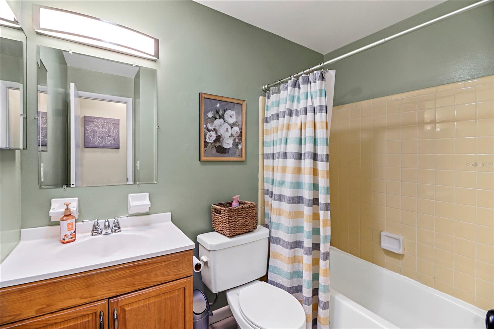 MI-LU ESTATES - Residential