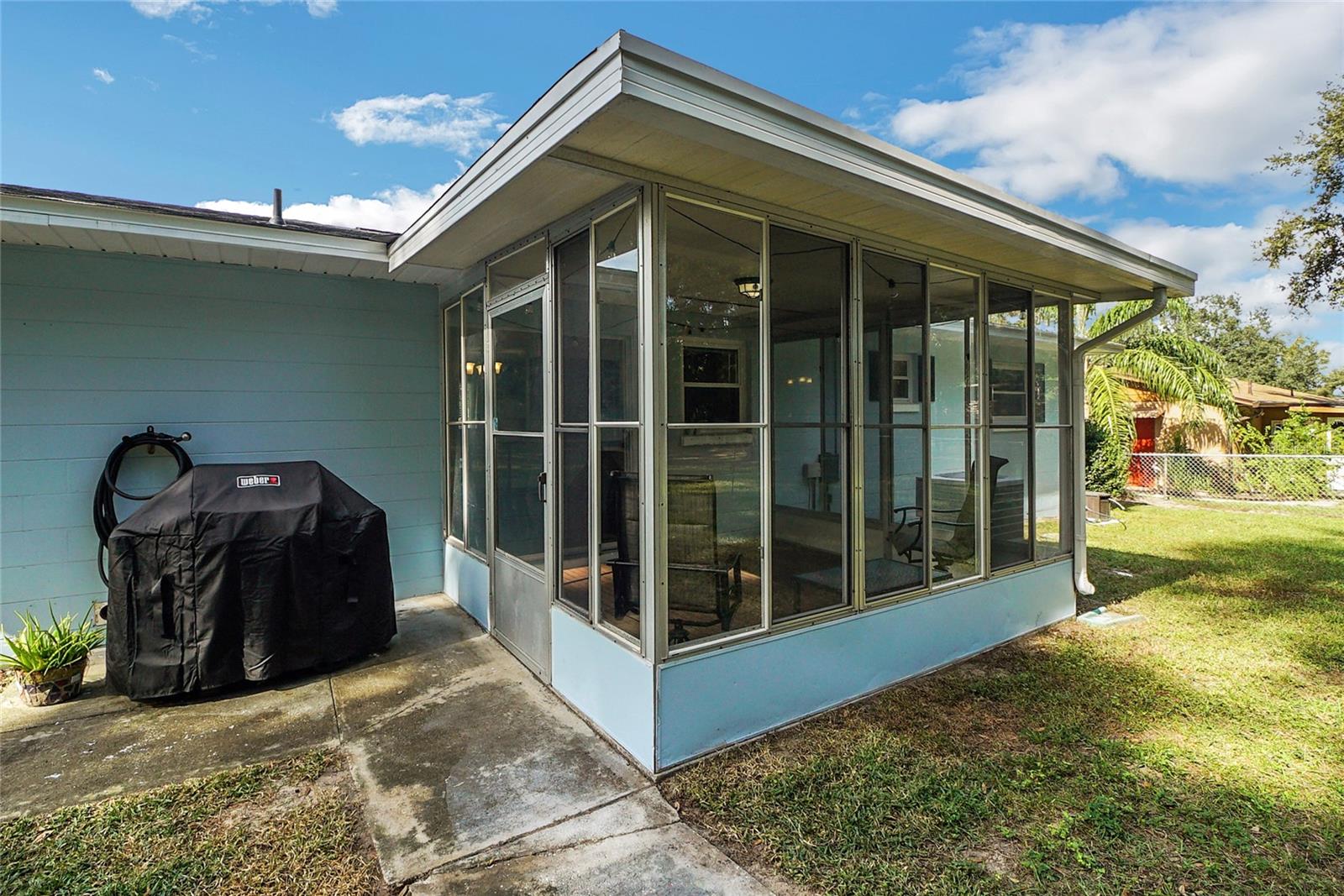 MI-LU ESTATES - Residential