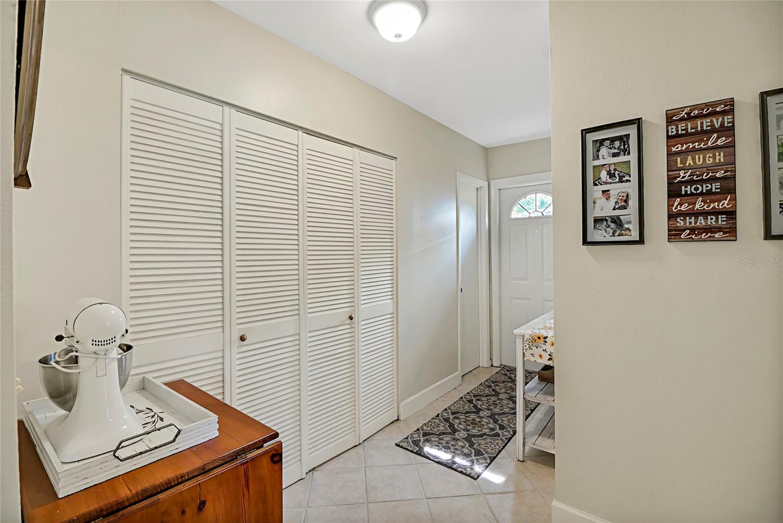 MI-LU ESTATES - Residential