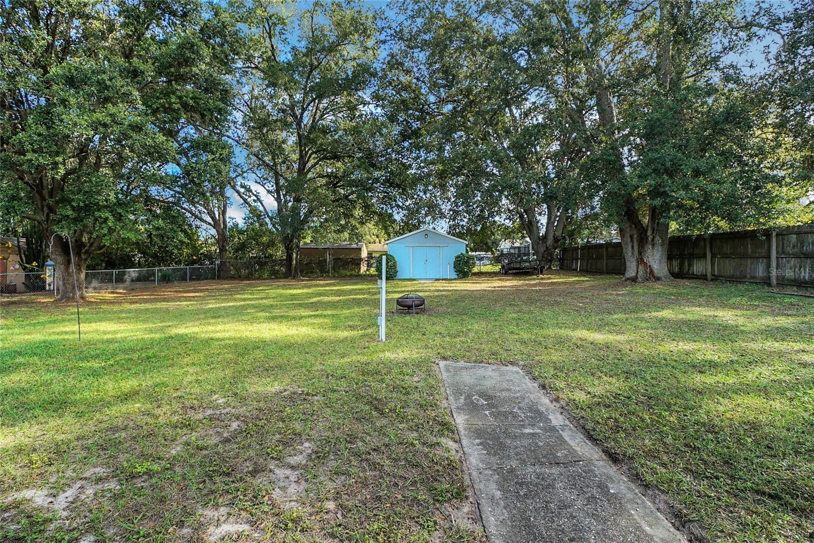 MI-LU ESTATES - Residential