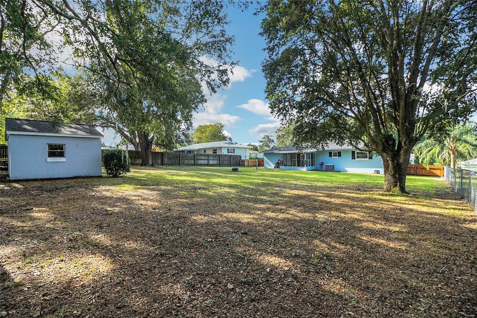 MI-LU ESTATES - Residential