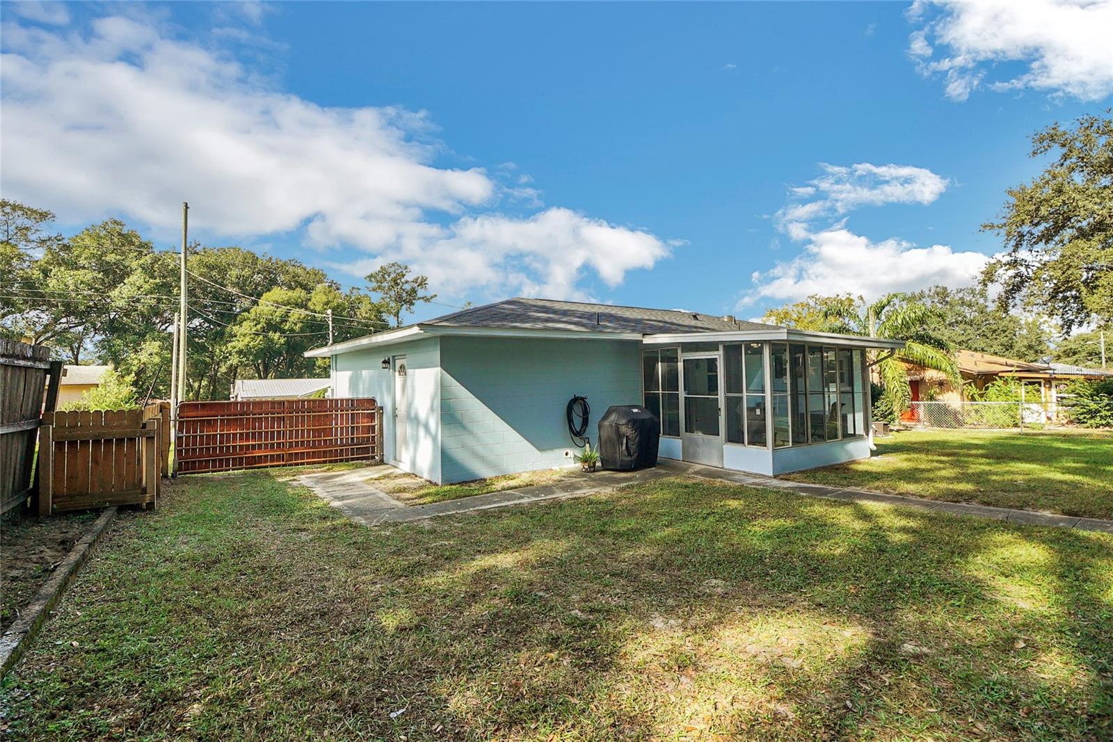 MI-LU ESTATES - Residential