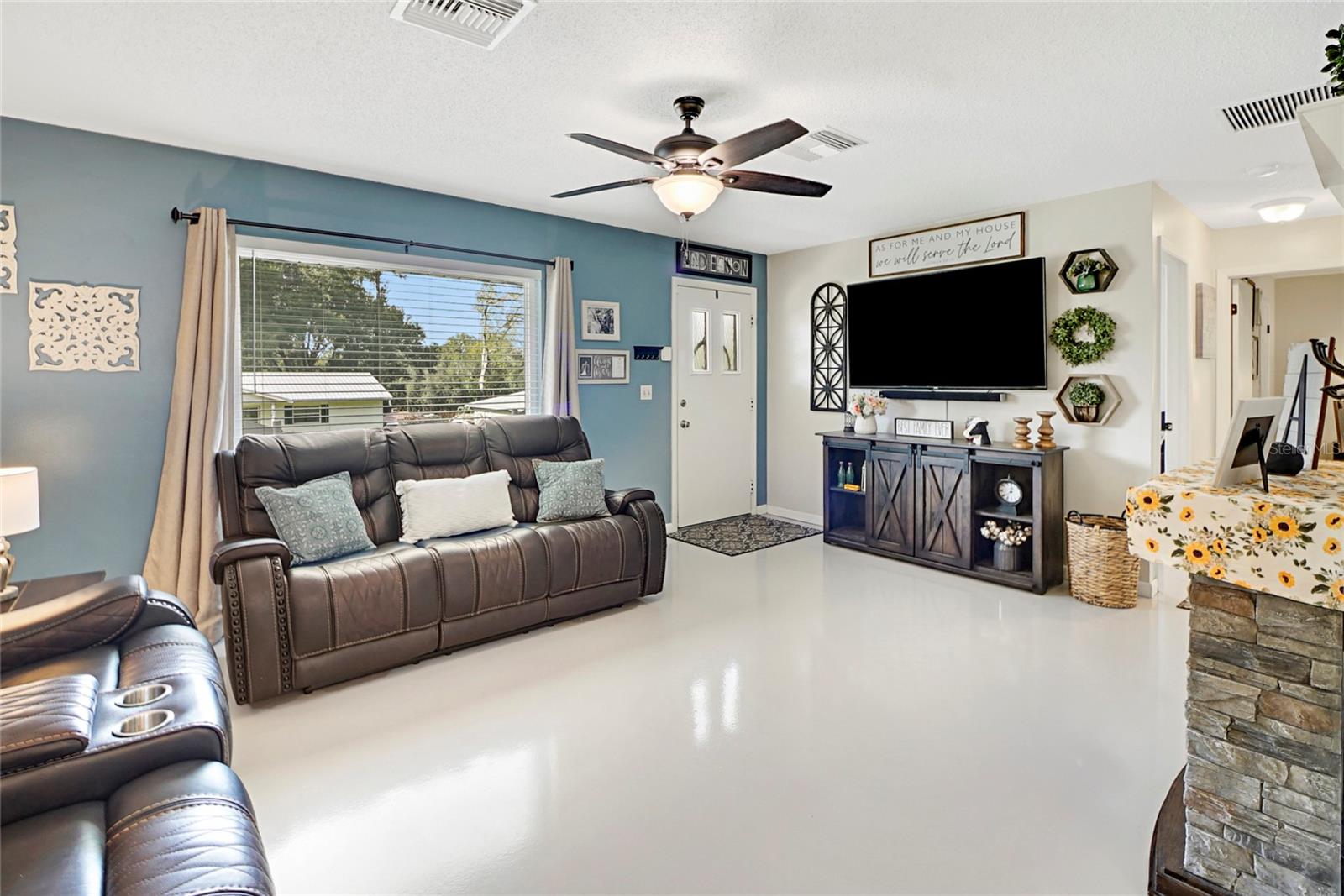 MI-LU ESTATES - Residential