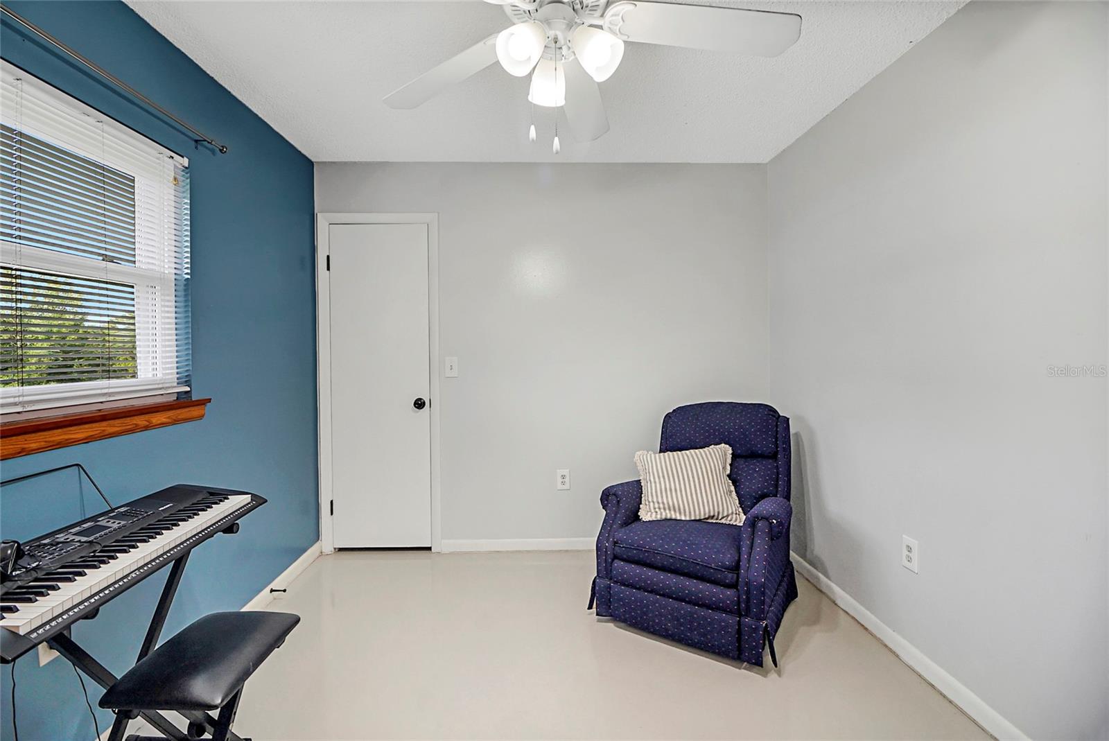 MI-LU ESTATES - Residential