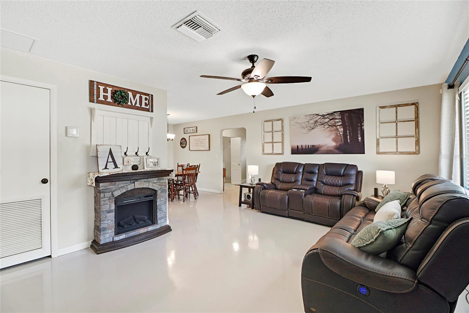 MI-LU ESTATES - Residential