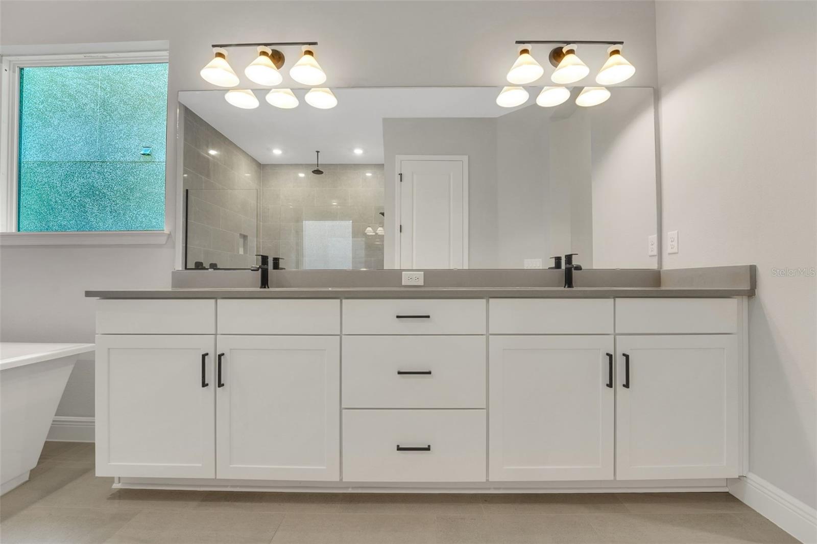 PALMS AT WINDERMERE - Residential