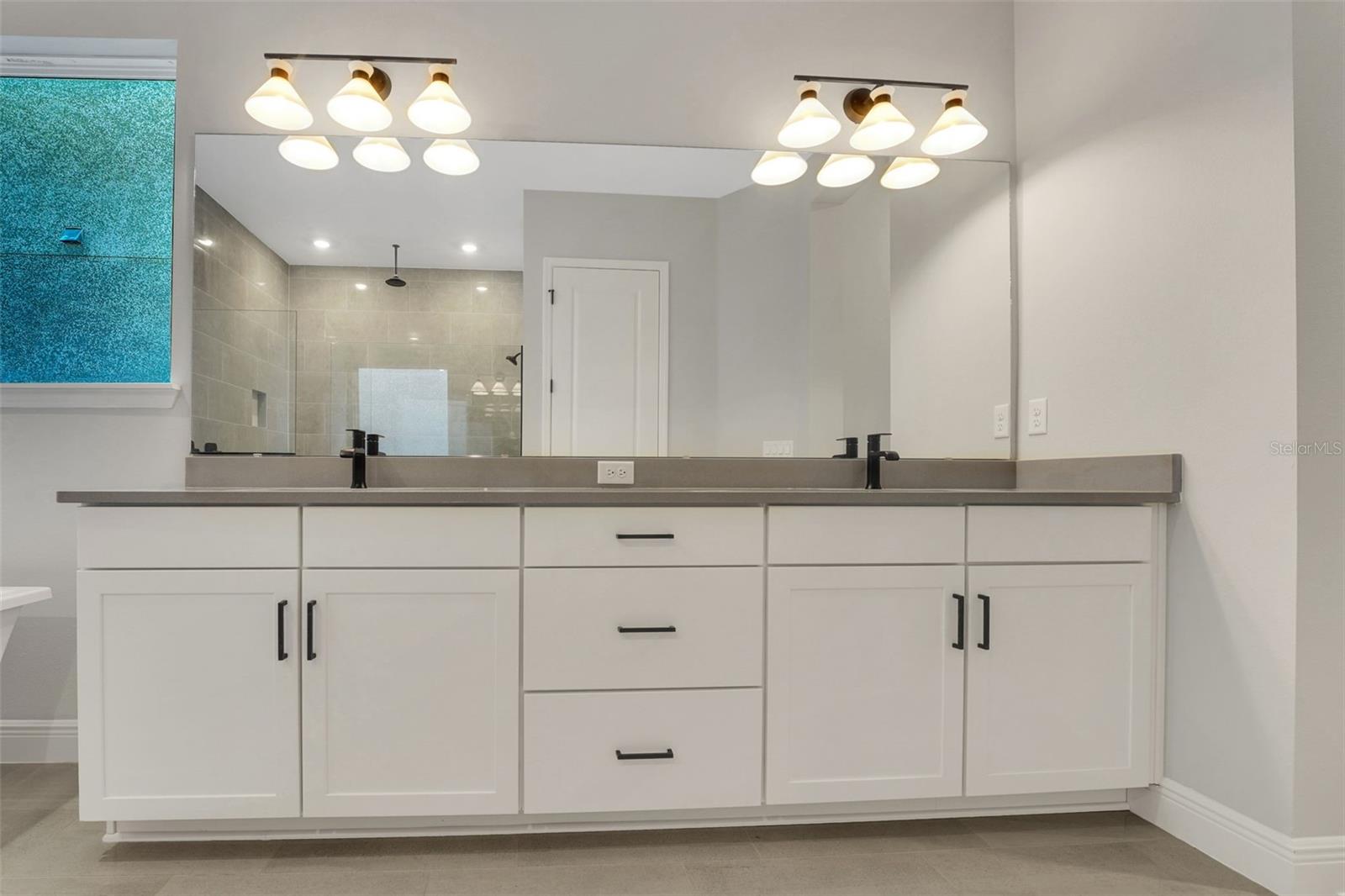 PALMS AT WINDERMERE - Residential