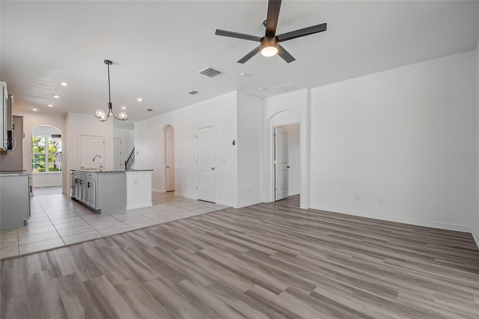 SUNSET GROVES PH 2 - Residential