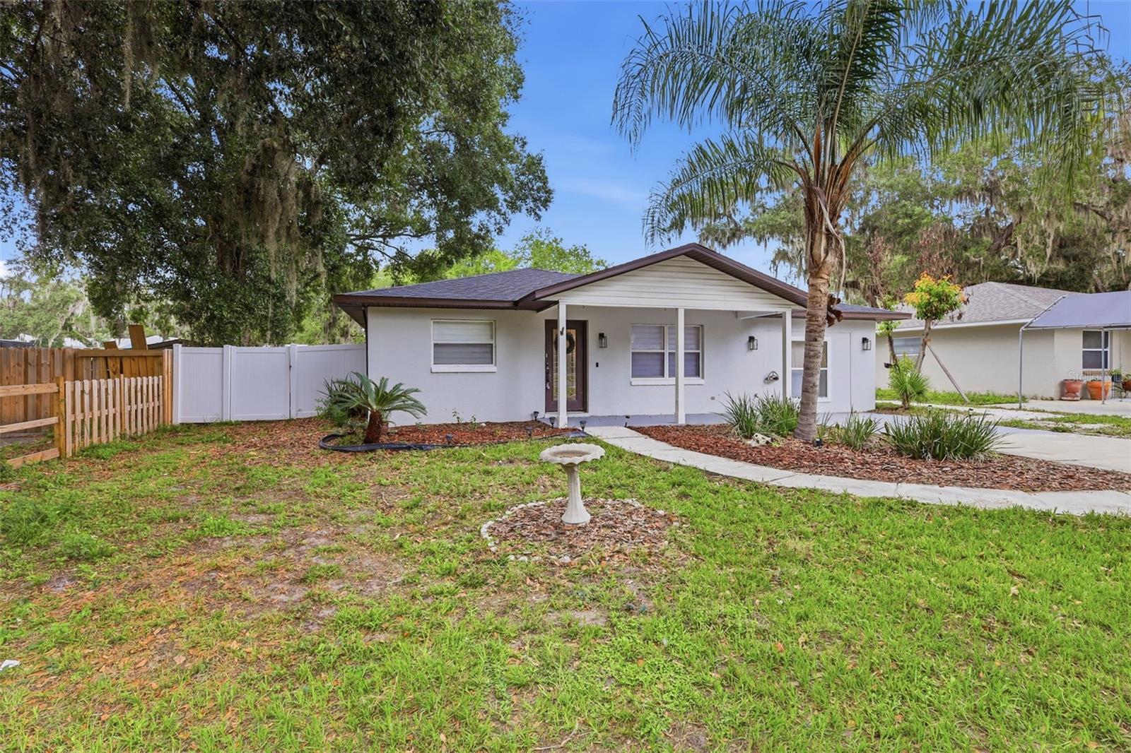 2602 WESTSIDE DRIVE