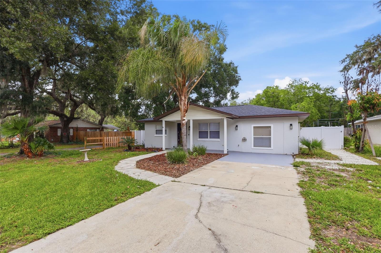 2602 WESTSIDE DRIVE