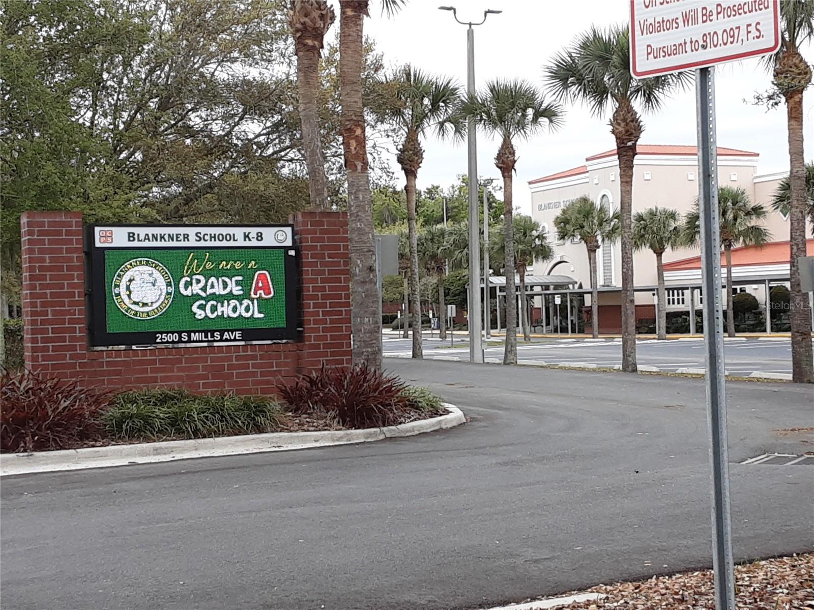 ONE THOUSAND OAKS - Residential