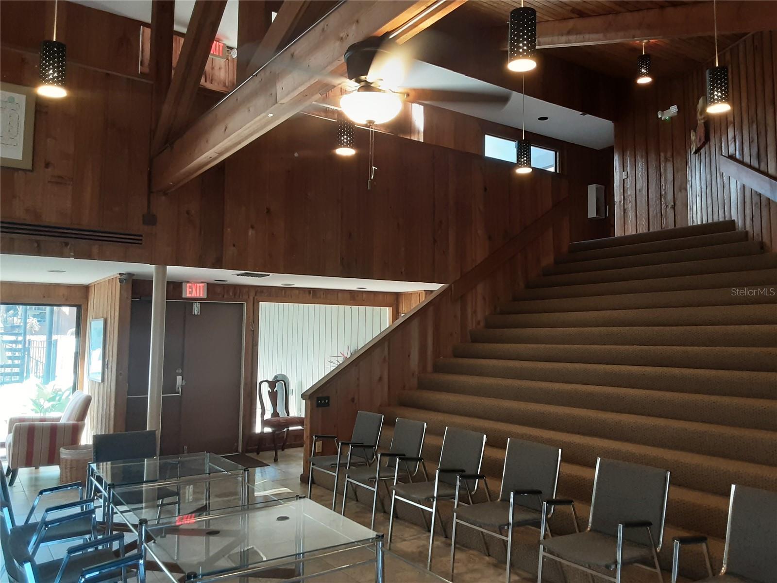 ONE THOUSAND OAKS - Residential