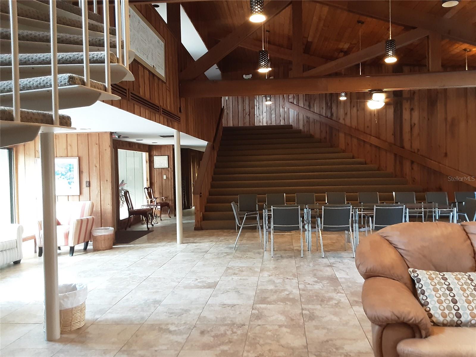 ONE THOUSAND OAKS - Residential