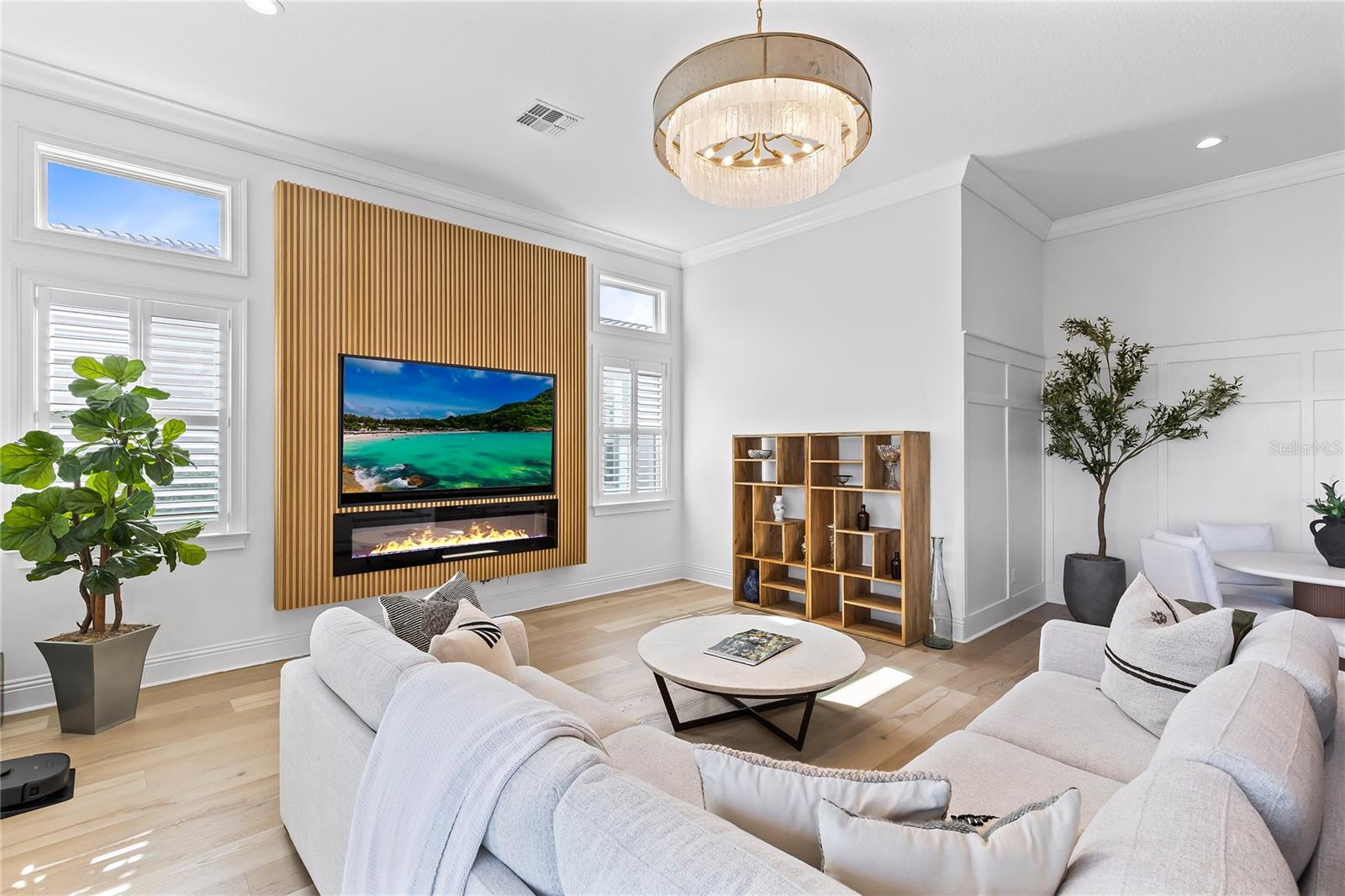 EAGLE CREEK - Residential