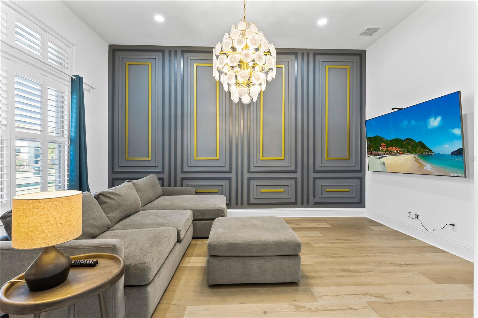 EAGLE CREEK - Residential