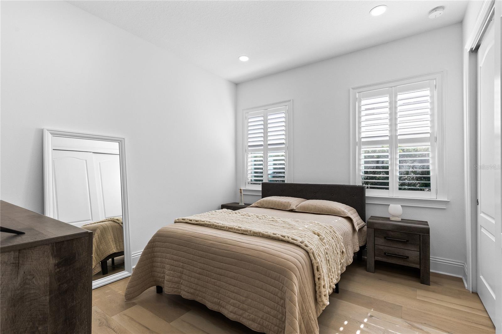 EAGLE CREEK - Residential