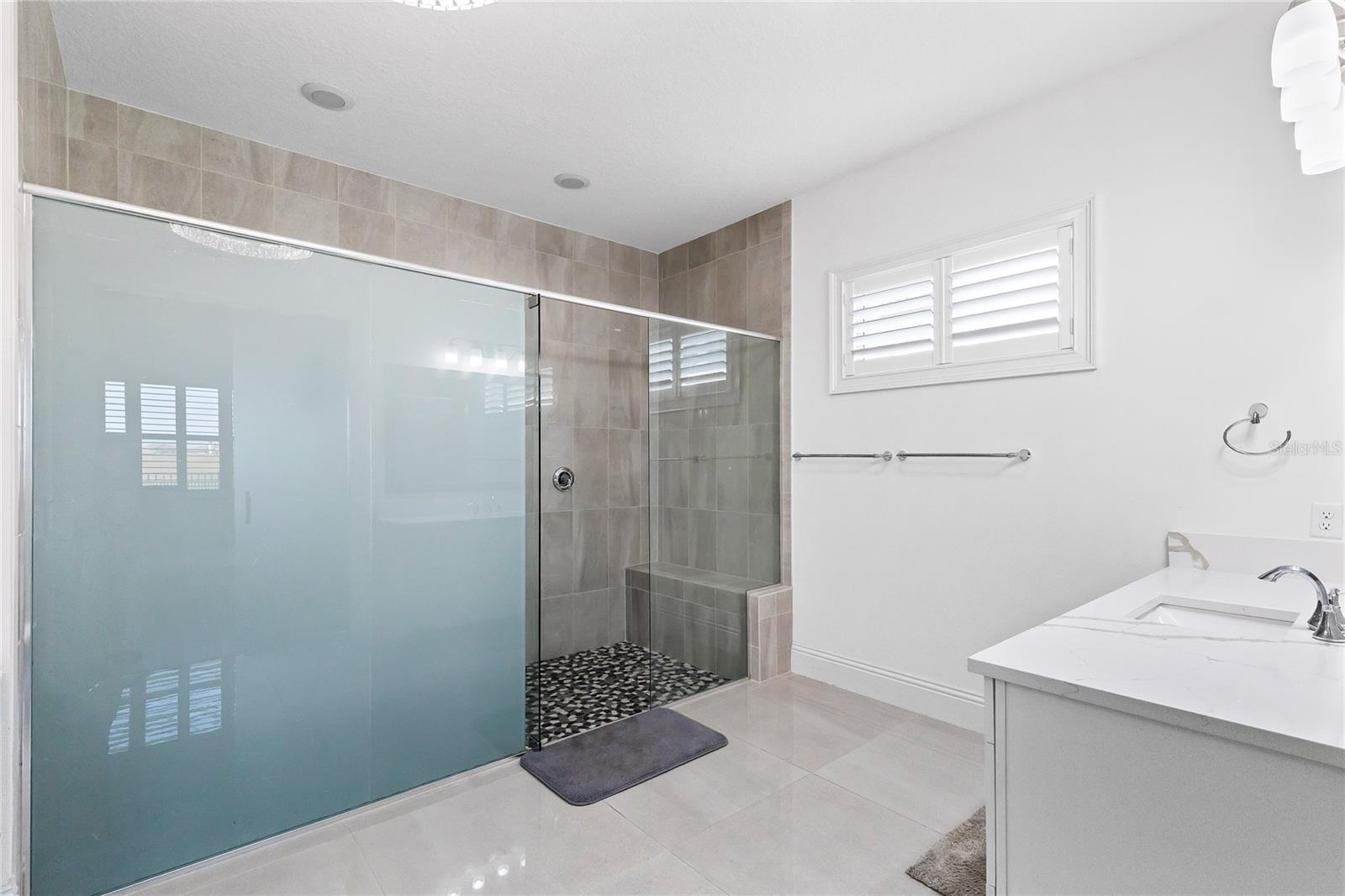 EAGLE CREEK - Residential