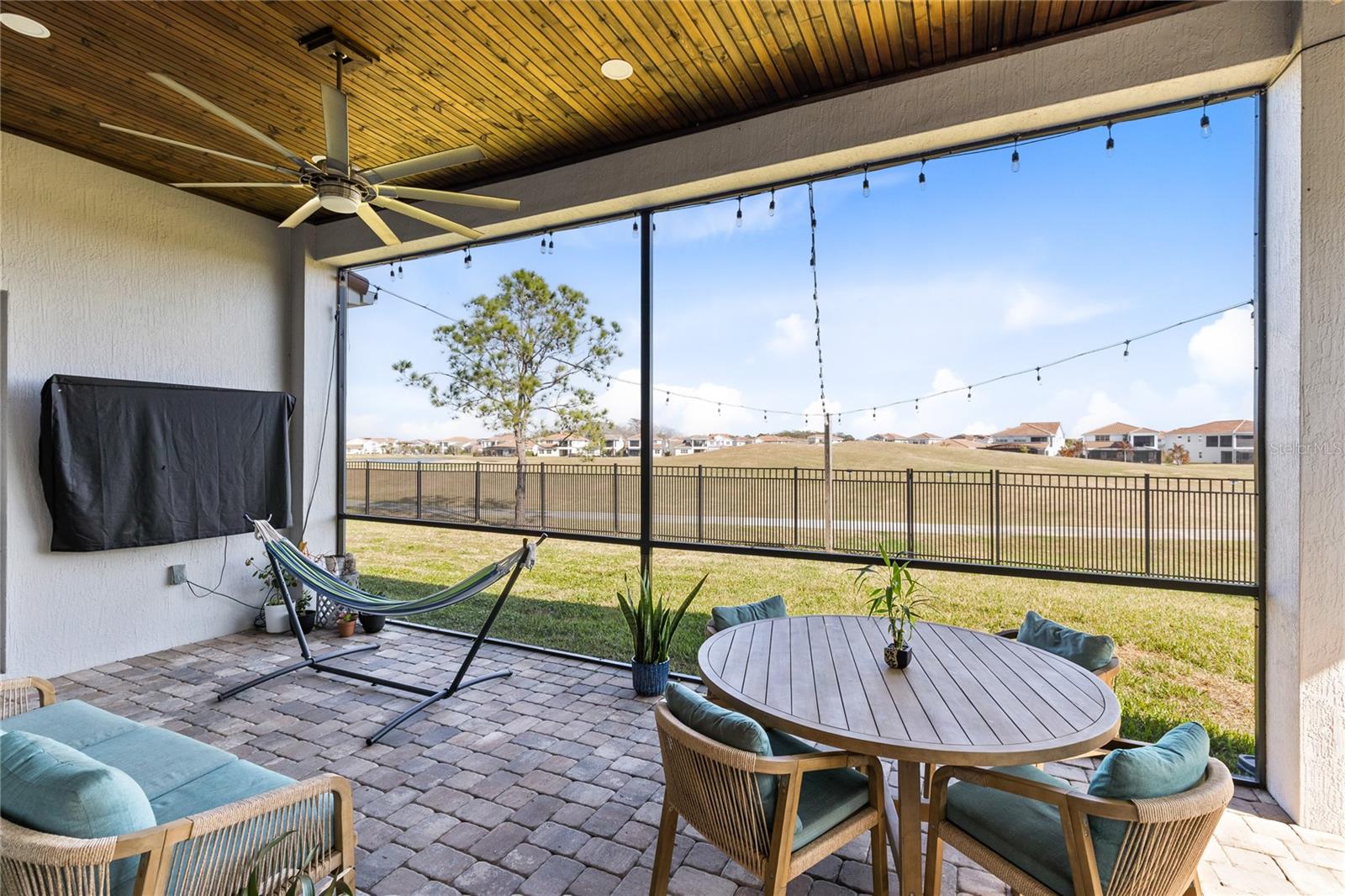 EAGLE CREEK - Residential