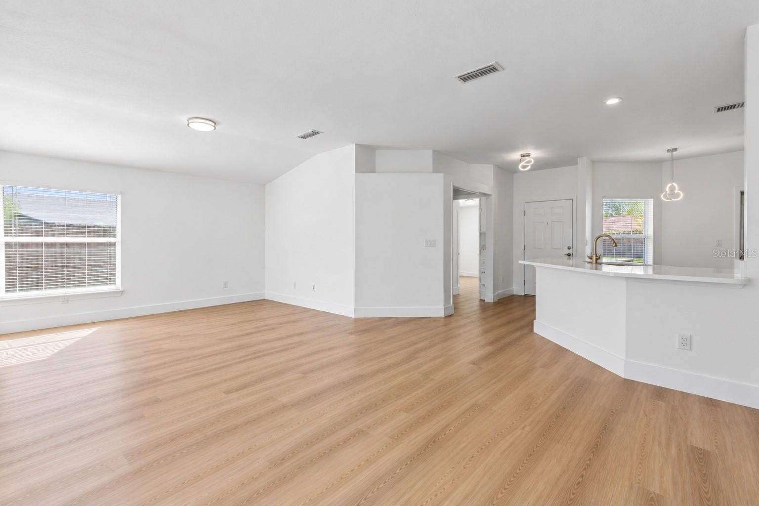 573 SHORT PINE CIRCLE