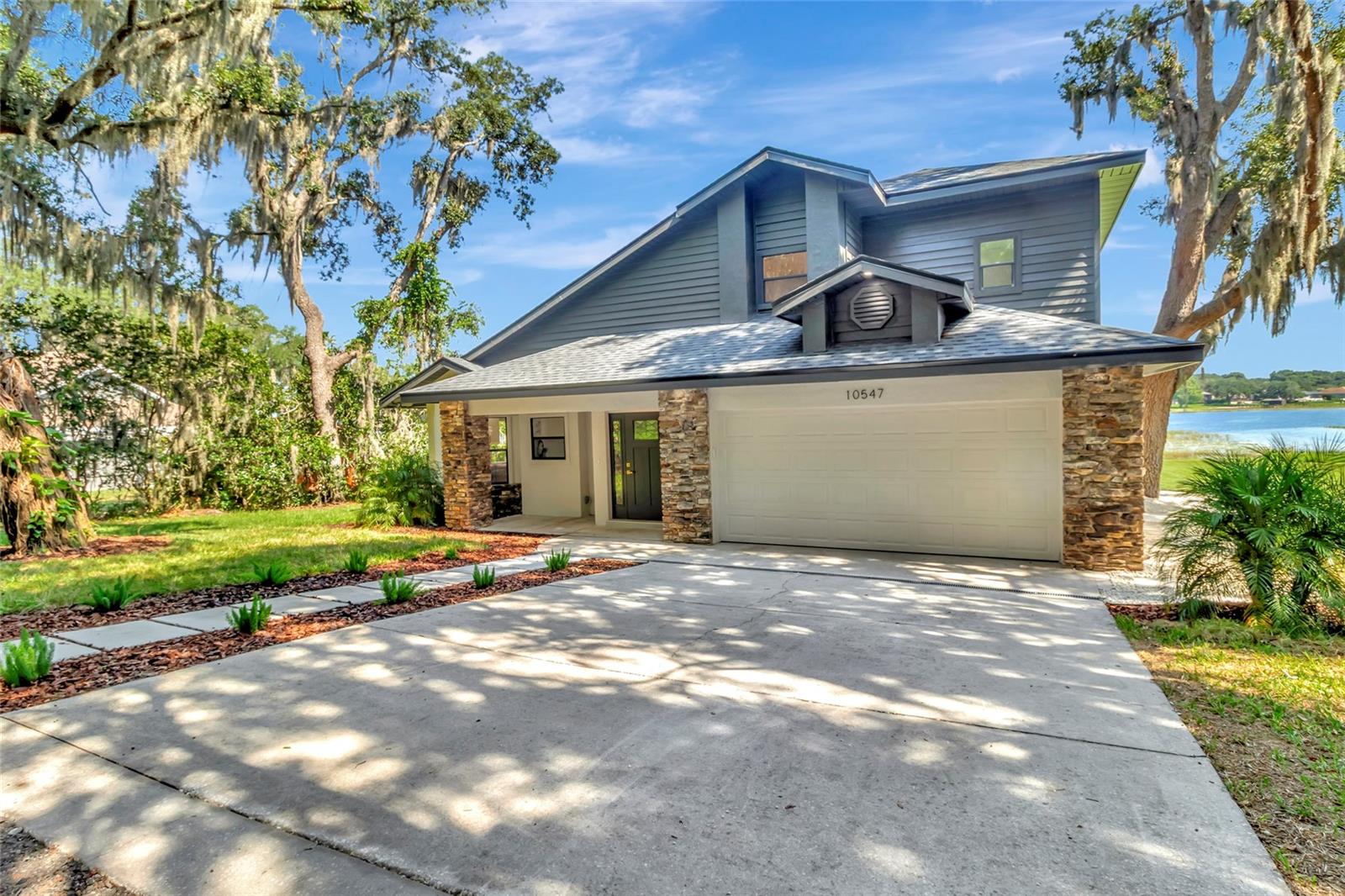 10547 LAKESHORE DRIVE
