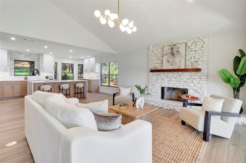 Tiny photo for 10547 Lakeshore Drive, Clermont, FL 34711 (MLS # G5114373)