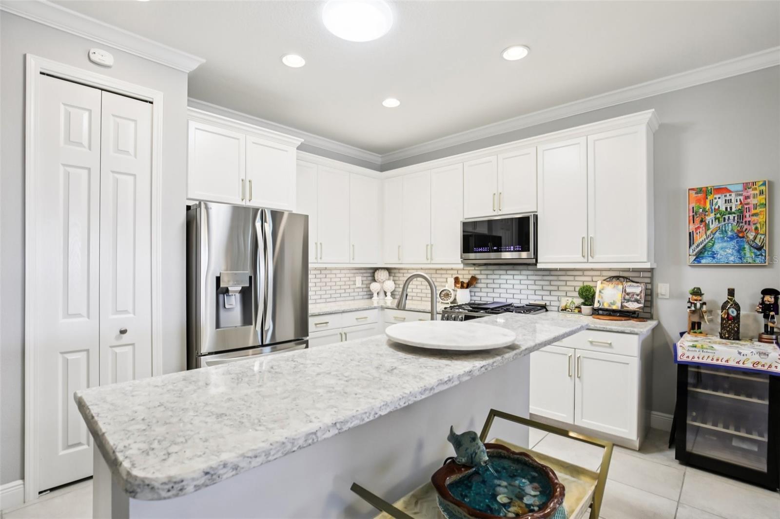 UNIVERSITY VILLAGE - Residential