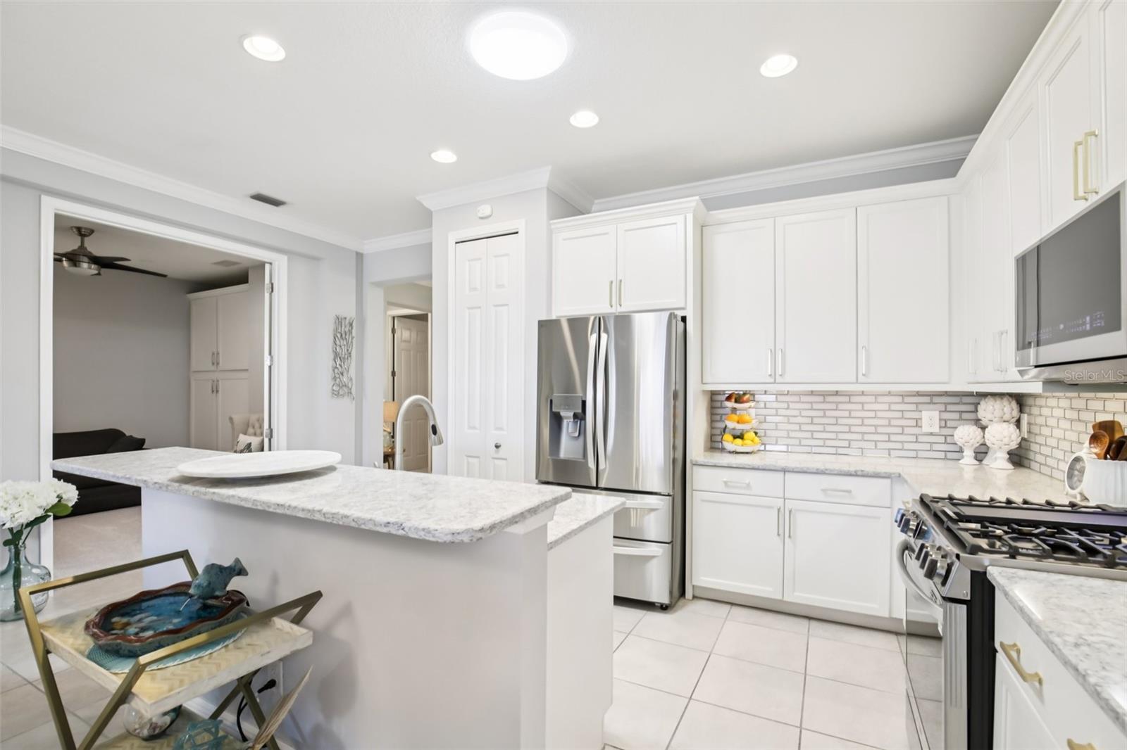 UNIVERSITY VILLAGE - Residential