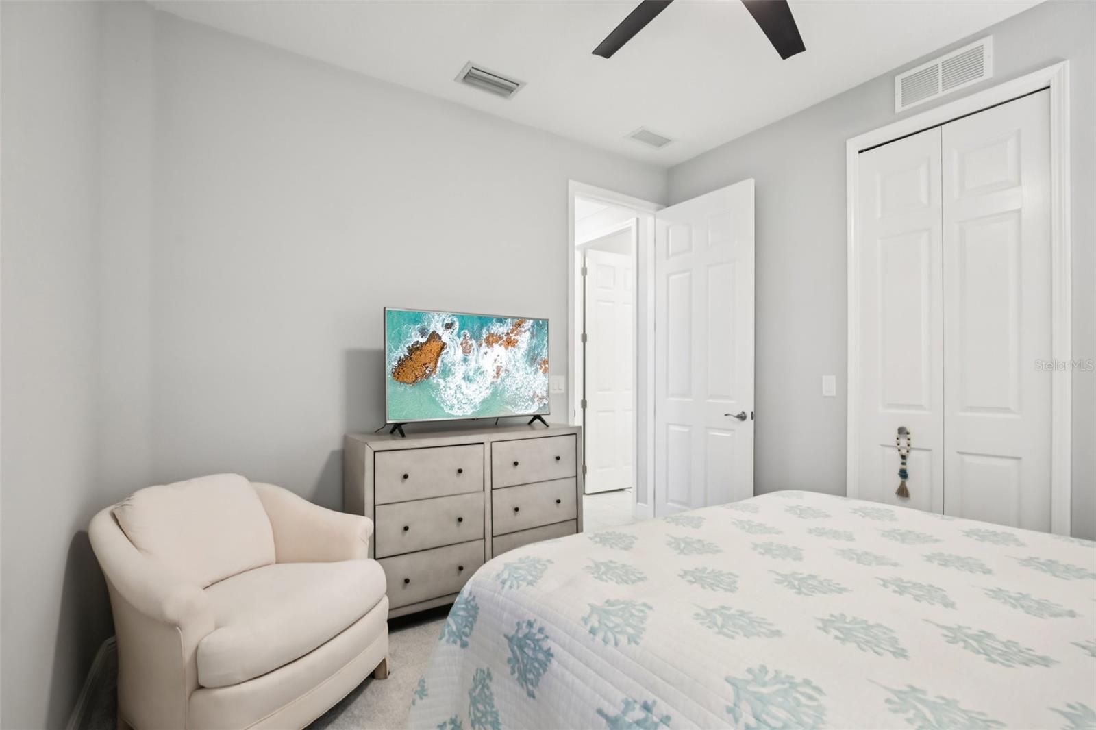 UNIVERSITY VILLAGE - Residential