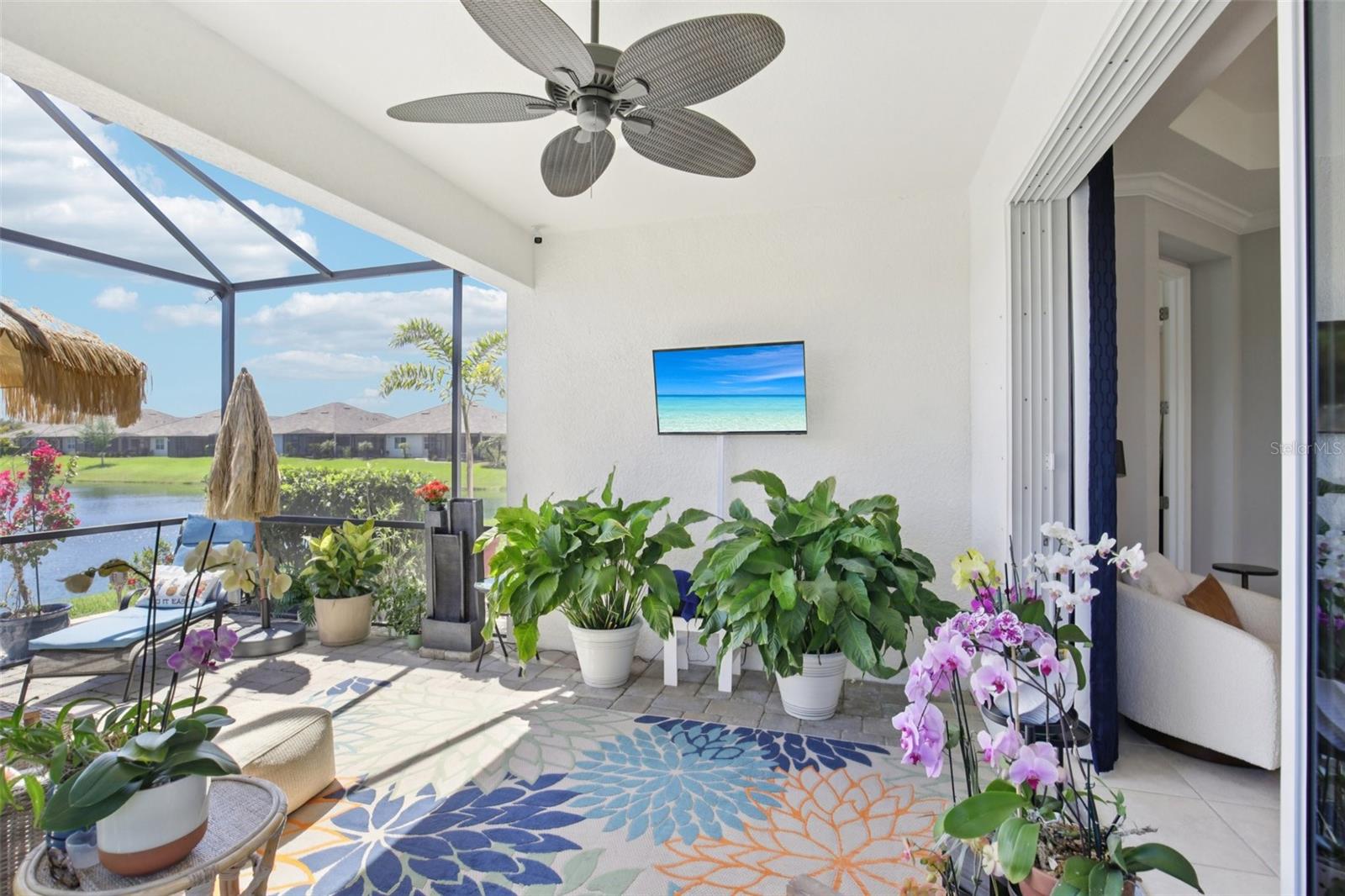 UNIVERSITY VILLAGE - Residential